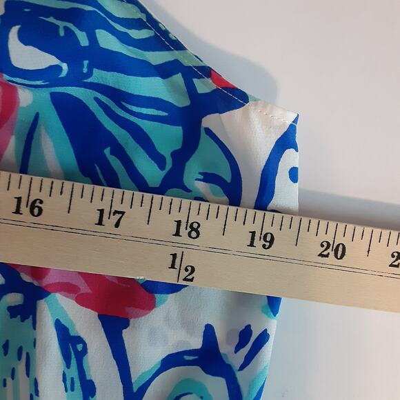 Lilly Pulitzer Rogan Top She Shells 100% Silk Blouse Womens M Starfish Preppy - Picture 8 of 10